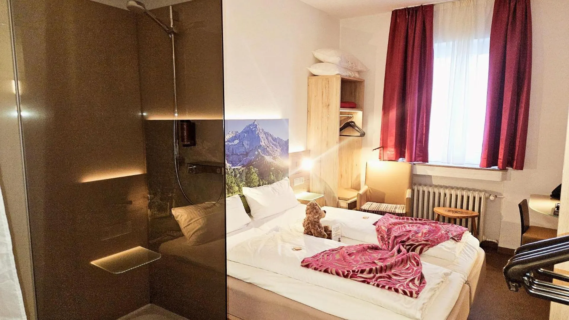 Hotel Edel Weiss Bremen