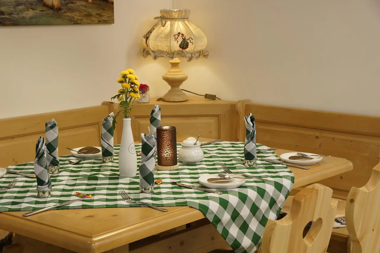 Hotel Edel Weiss Bremen 4*,  Germany